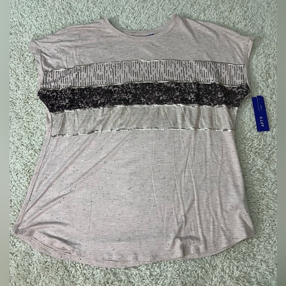 Women’s Petite Large APT. 9 Short Sleeve Top NWT - Picture 1 of 6